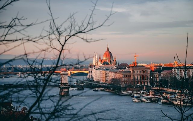 Du Học Hungary: Trường Đại Học Nào Phù Hợp Nhất Với Bạn?